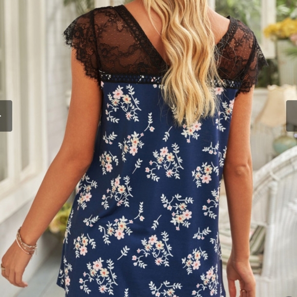 🔥New boutique blue floral eyelash top - Picture 5 of 11